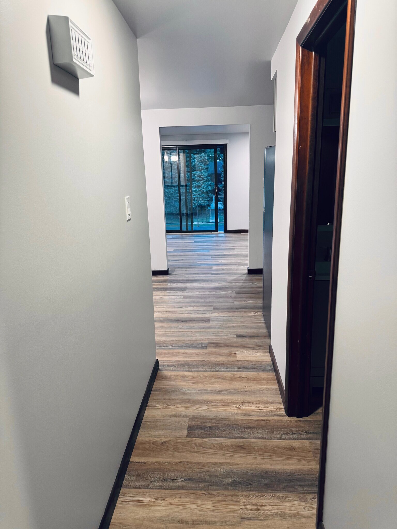 Building Photo - 268 Robert Dr