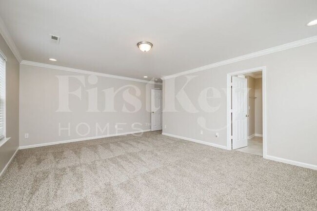 Building Photo - 4183 Shadetree Dr
