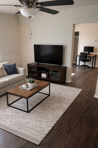 Building Photo - The Oaks Apartments