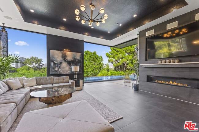 Building Photo - 3712 Broadlawn Dr