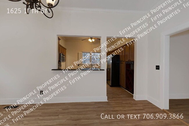 Building Photo - 1625 17th St