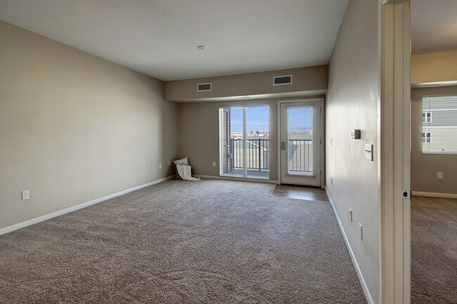 Building Photo - Dakota Commons Apartment Homes