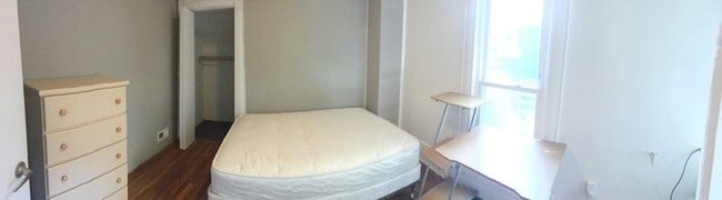 Building Photo - 404 S Busey Ave