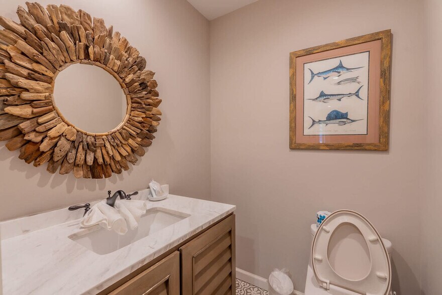 Building Photo - 7 Periwinkle Ln