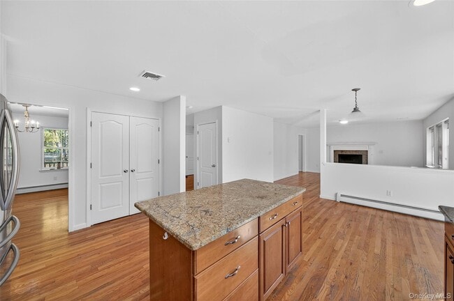 Building Photo - 1281 NY-208