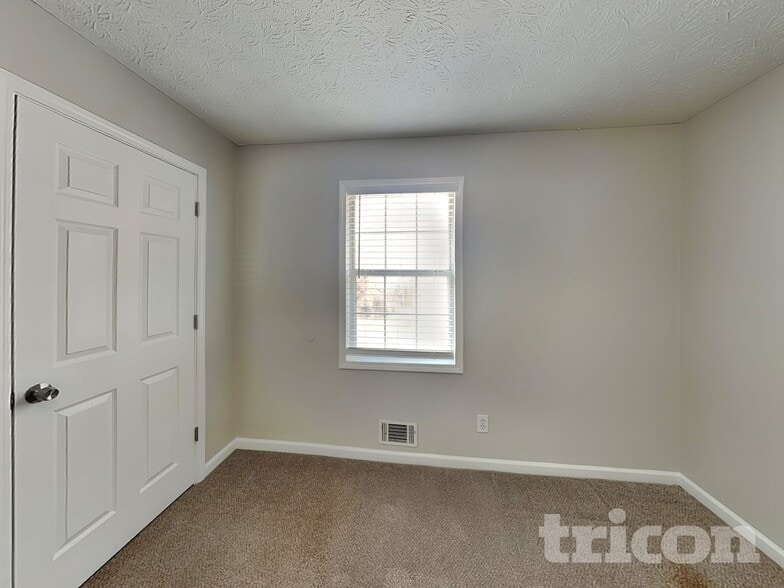 Building Photo - 1567 Kimberly Pl