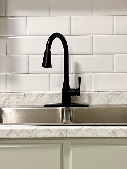 Kitchen (Detail) - 266 Fleming Rd