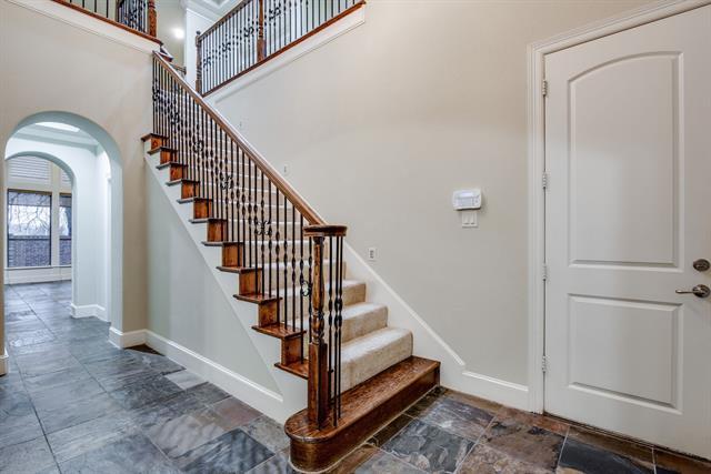 Building Photo - 3317 S Riley Ct