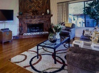 LIVING ROOM - 684 Shamrock Ln