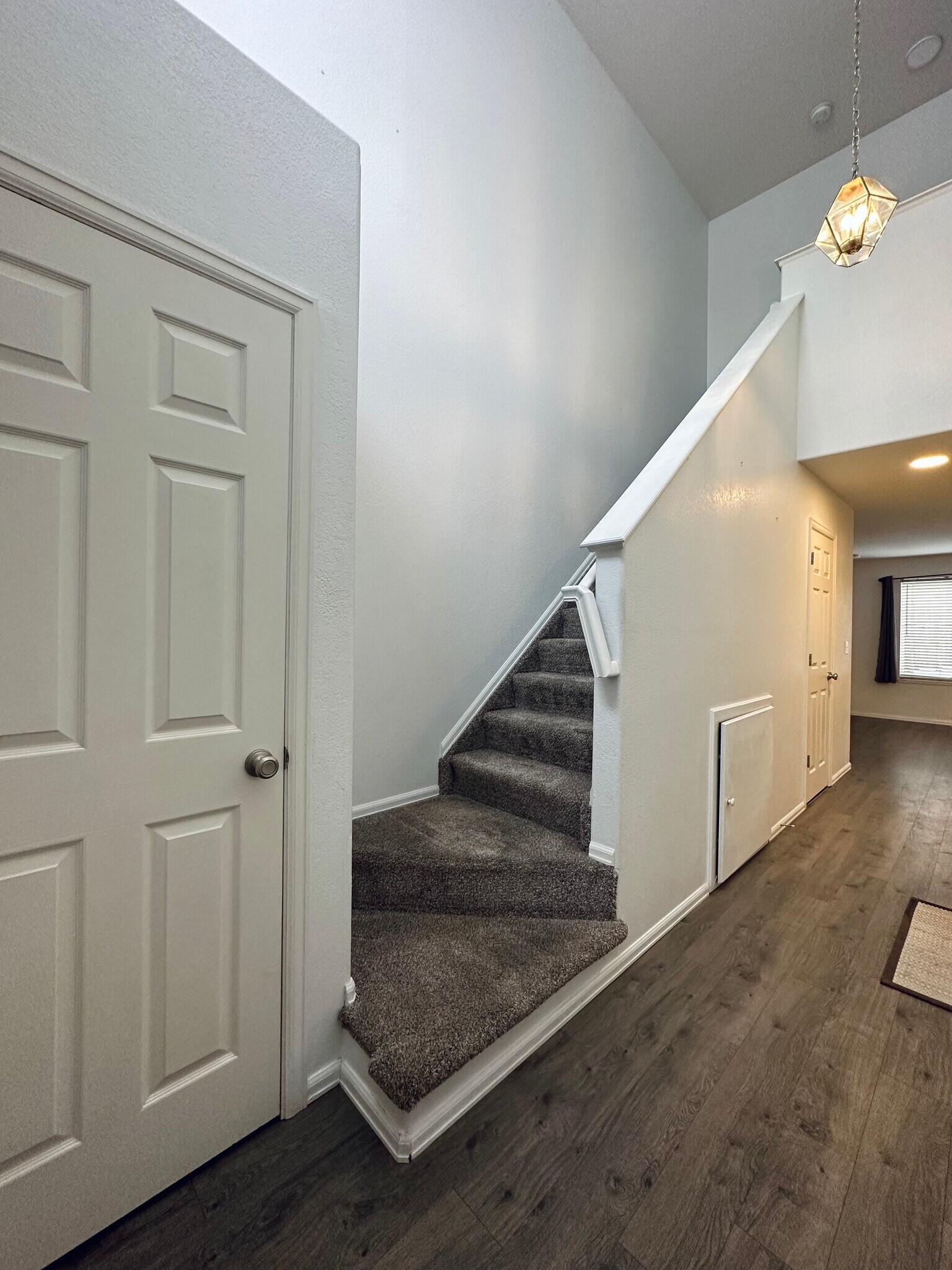 Building Photo - 2085 E 103rd Ave