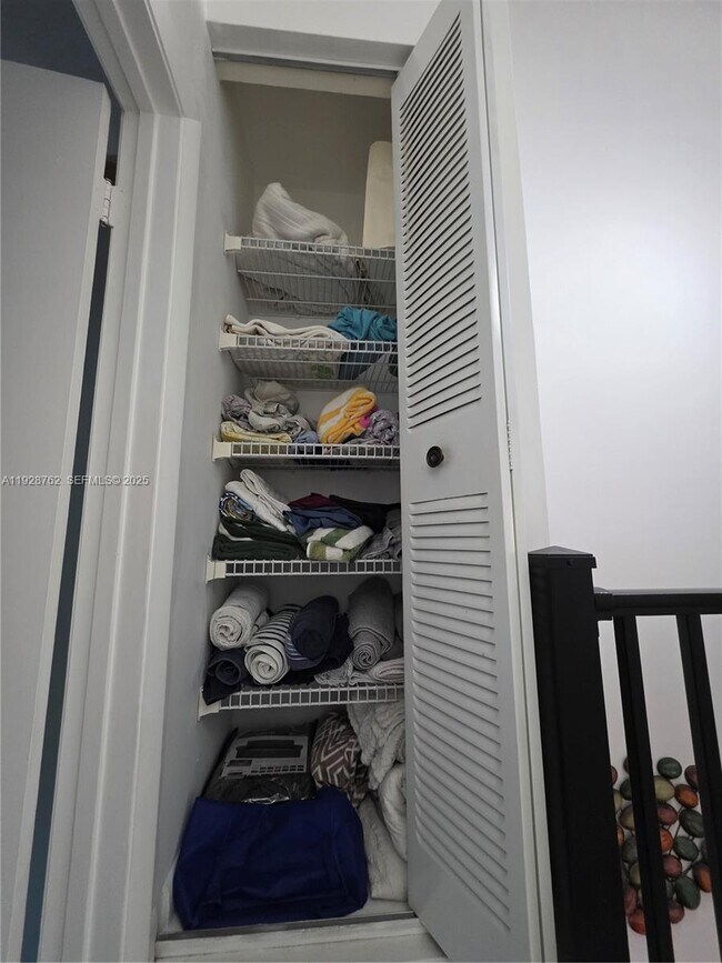 Building Photo - 8000 SW 152nd Ave