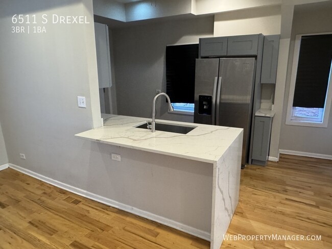Building Photo - 6511 S Drexel-