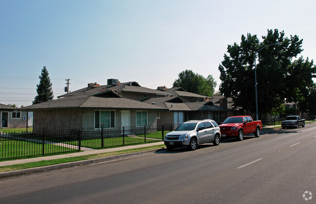 Building Photo - McKinley Apartments