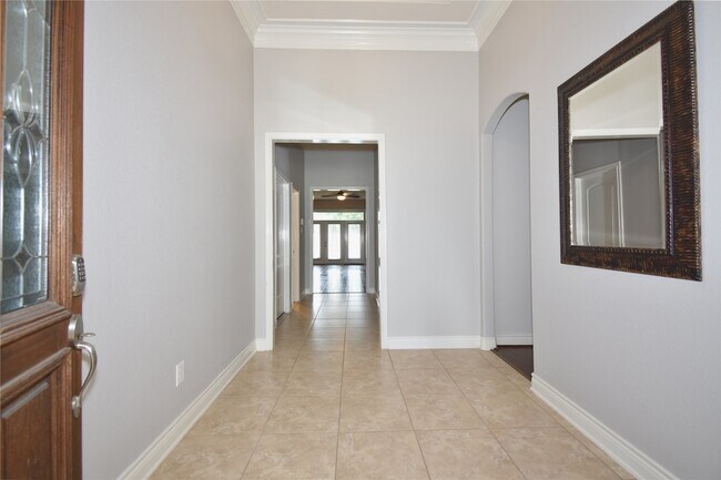 Building Photo - 14319 Hancock Elm St