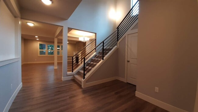 Building Photo - Magnificent Gig Harbor 4 Bed Home For Rent