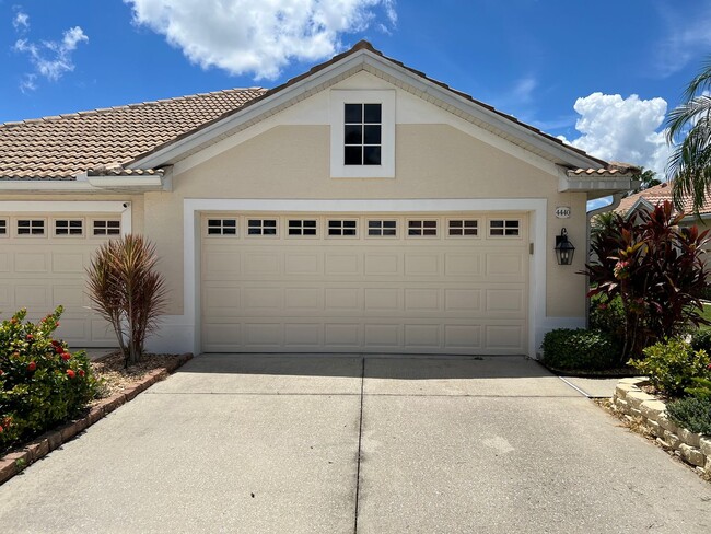 Building Photo - Short Term Rental ** Available 10/1/25 ** ...
