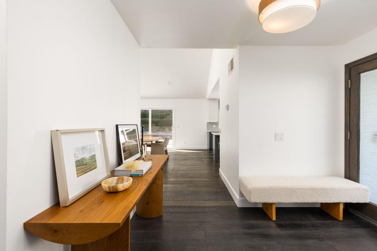 Building Photo - 23296 Park Ensenada