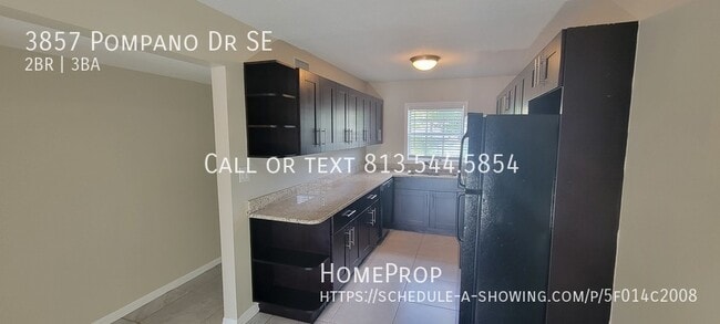 Building Photo - 3857 Pompano Dr SE