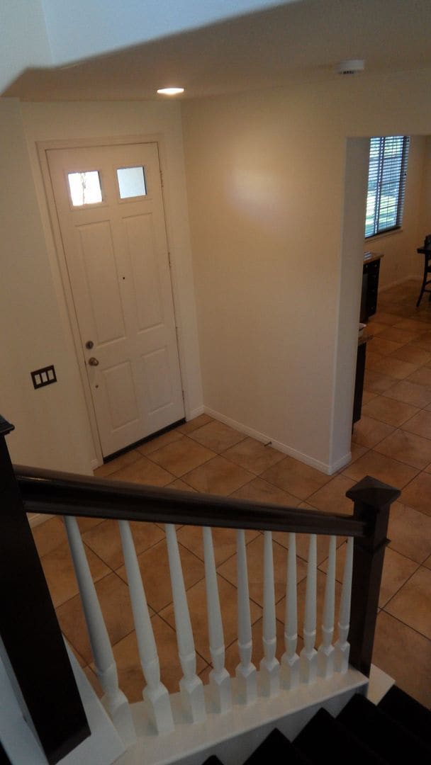 Building Photo - 3BR 2.5 BA 2 Story Home with 2 Car Garage