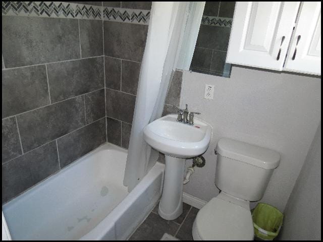 Building Photo - 9216 W 6th St