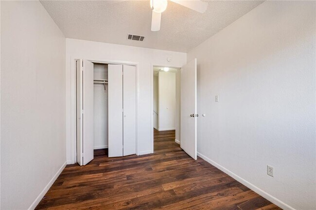 Building Photo - 200 Concho St