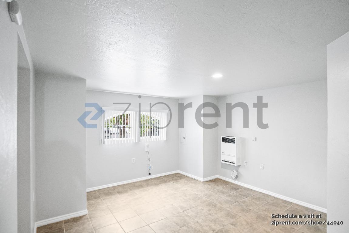 Building Photo - 1825 San Antonio Ave