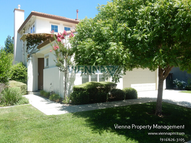 Building Photo - Gorgeous Home in Twelve Bridges