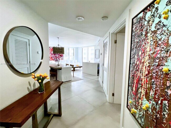 Building Photo - 701 Brickell Key Blvd