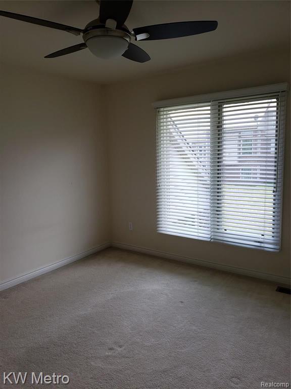 Building Photo - 1227 Letica Dr