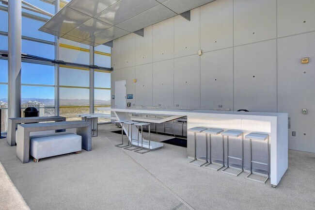 Building Photo - Stunning Strip Views from this Fully Furnished Studio Residence.