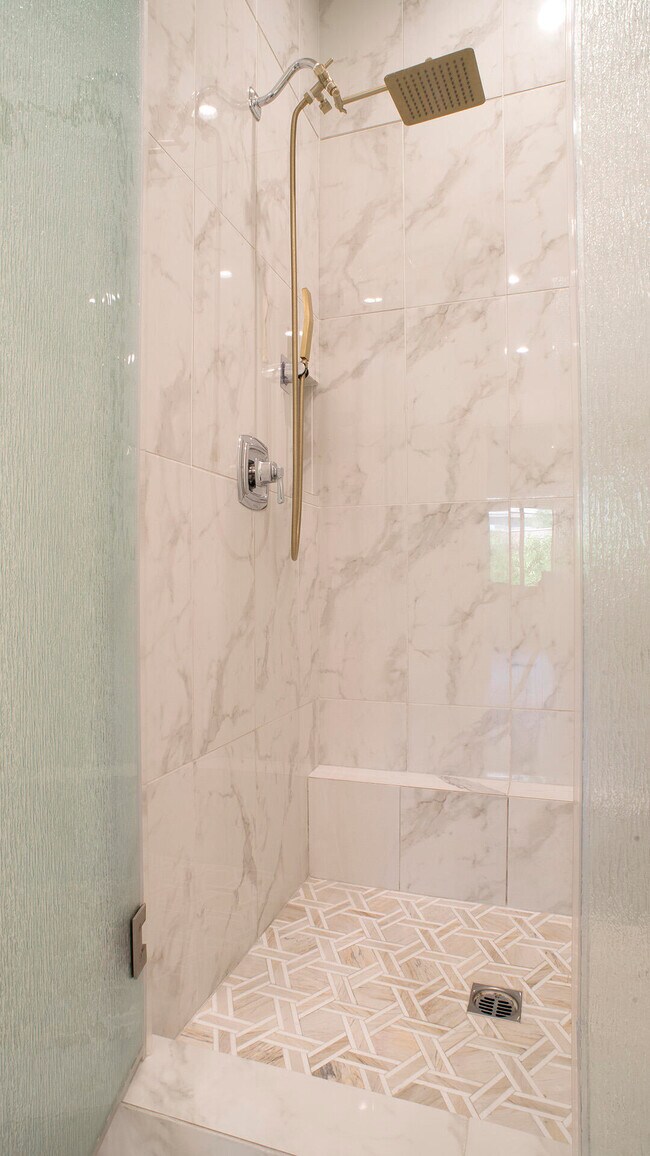 Building Photo - 82830 Logan Creek Dr