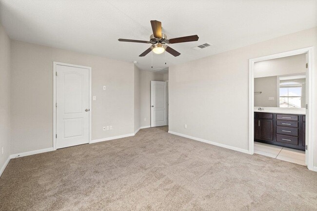 Building Photo - 719 Coconut Grove St