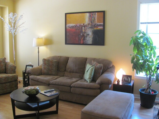Building Photo - Single level Home in the Orcutt Neighborhood
