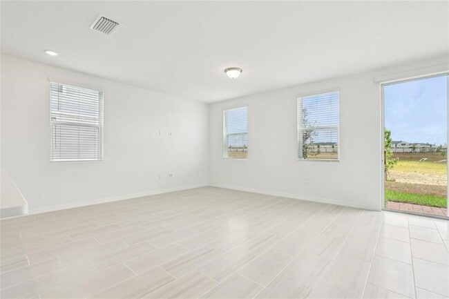 Building Photo - 16430 Bird of Paradise Ave