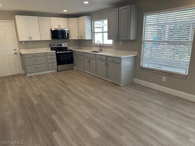 Building Photo - 25168 Pinson Dr