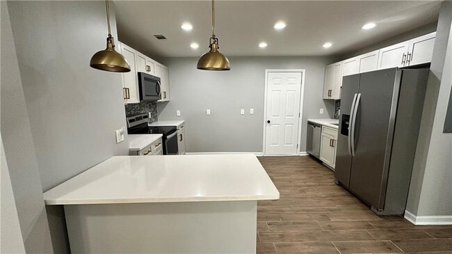 Building Photo - 1770 Springview Rd NW