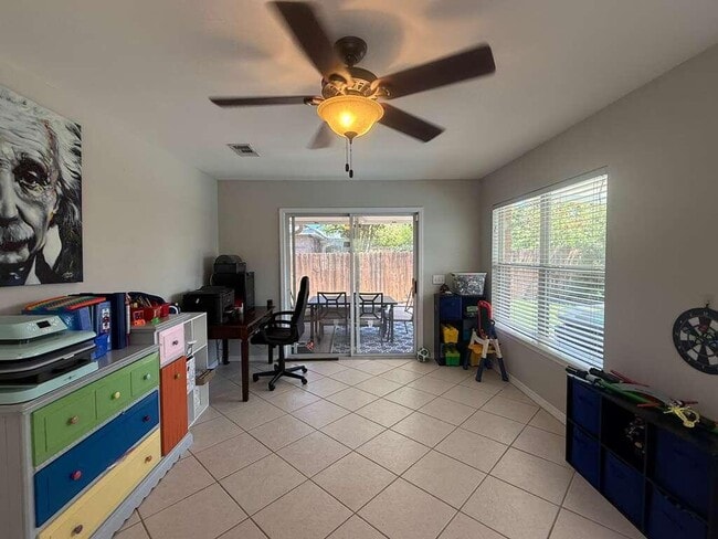 Building Photo - 4216 Shadow Ln