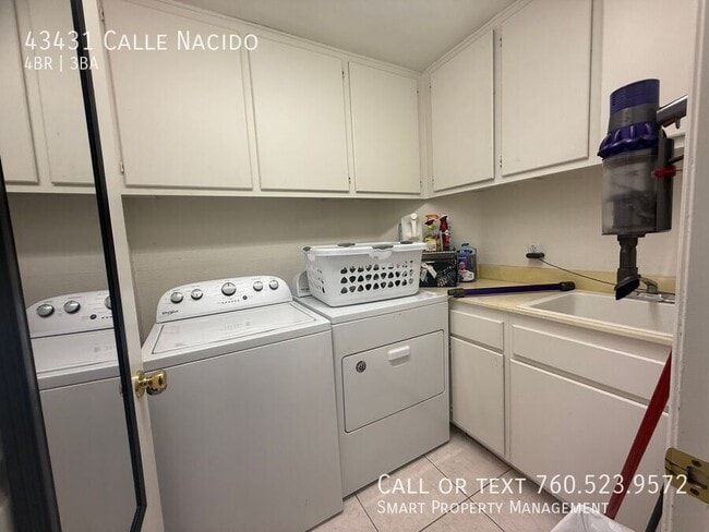 Building Photo - 43431 Calle Nacido