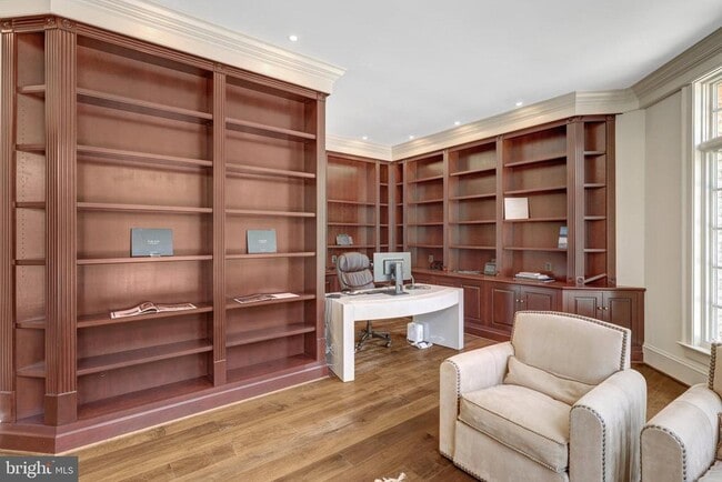 Building Photo - 860 Nicholas Run Dr