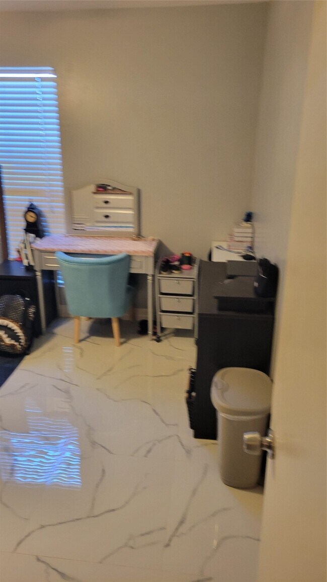 Building Photo - 2906 Whetrock Ln