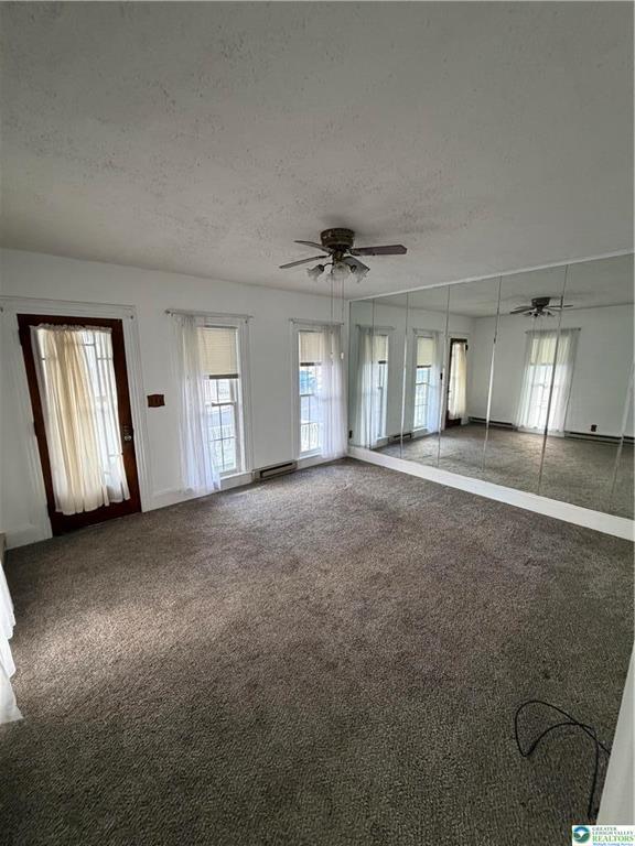 Building Photo - 206 Messinger St