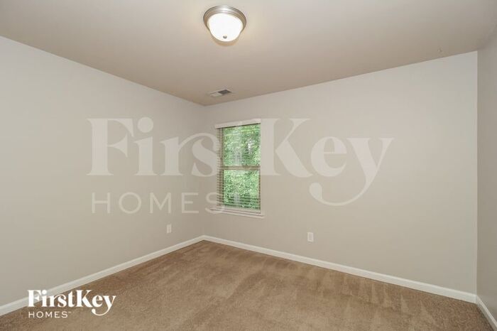 Building Photo - 153 Southwind Cir
