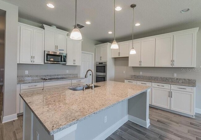 Building Photo - 10442 Arbor Groves Pl