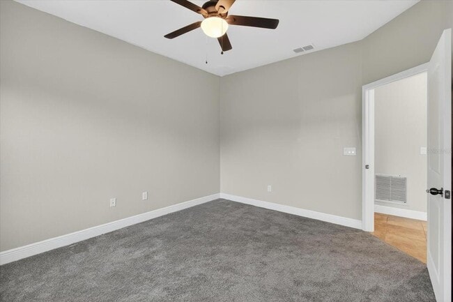 Building Photo - 1389 Heritage Landings Dr