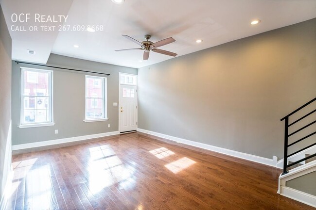 Building Photo - Three Bed Point Breeze Townhome