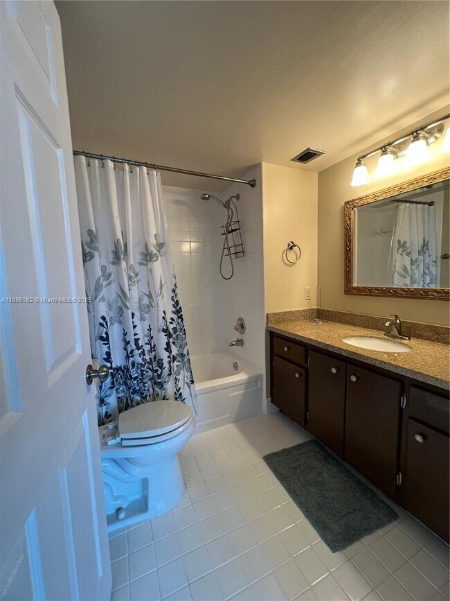 Building Photo - 3150 W Rolling Hills Cir