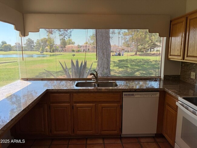 Building Photo - 7891 E Desert Cove Ave