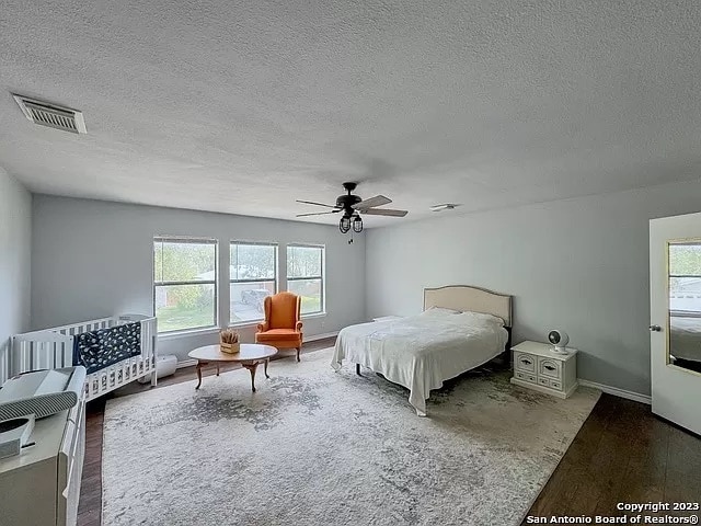 Building Photo - 7477 Myrtle Trl