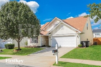 Building Photo - 6226 Glen Way Dr