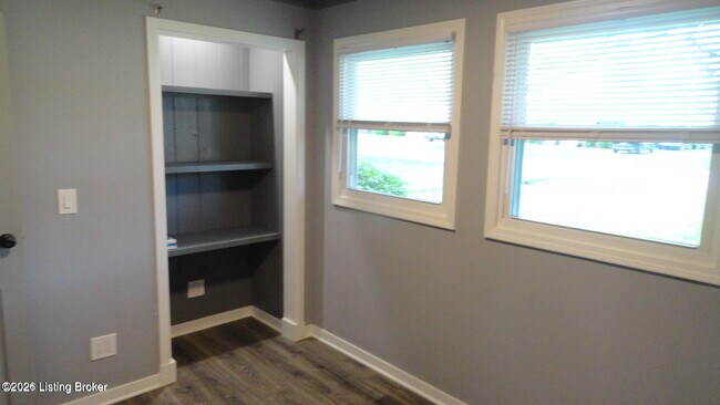 Building Photo - 1406 Mill Race Rd